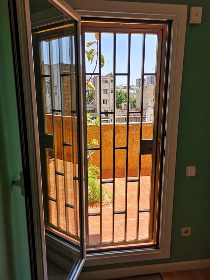 A Home In Barcelona Luaran gambar